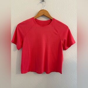 Lululemon - Fast and Free Race Length T-Shirt - Lip Gloss - Sz 2